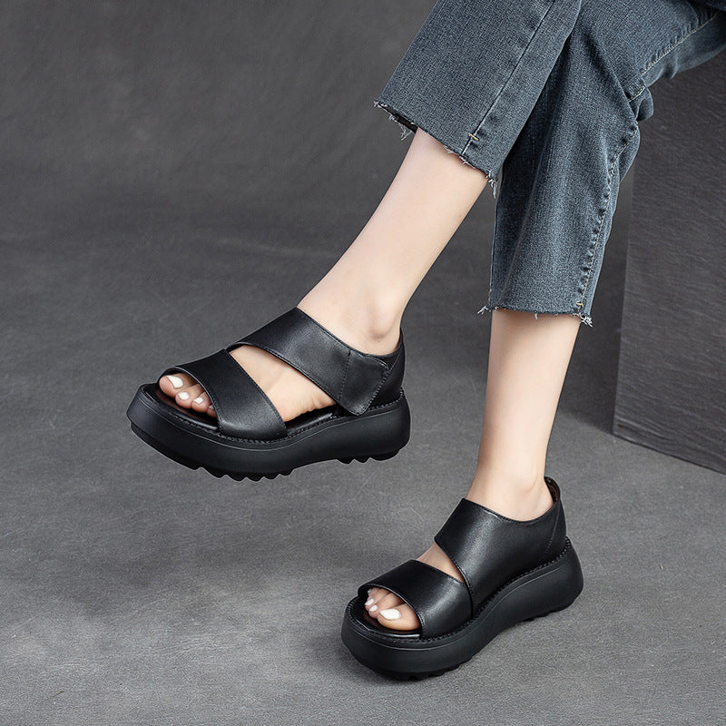 Sandalias en cuero sintético y suela gruesa ortopédica - Cómodas y livianas