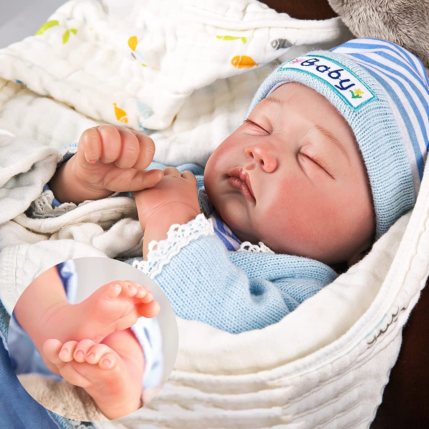 Bebé Reborn en silicona - Mide 55cms, pesa 1kg e incluye ropita y gorro