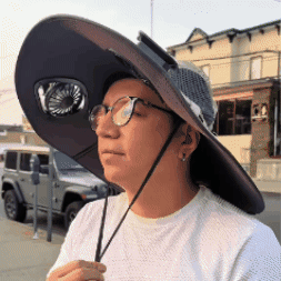 Sombrero de ala ancha con 2 ventiladores integrados - Protege del sol y refresca del calor
